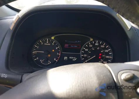 2015 Nissan Pathfinder Platinum/S/Sl/Sv from USA, damaged, VIN 5N1AR2MN8FC618245